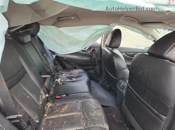 5N1AT2MV3JC775062 2018 NISSAN ROGUE Silver Вид задньої частини салону