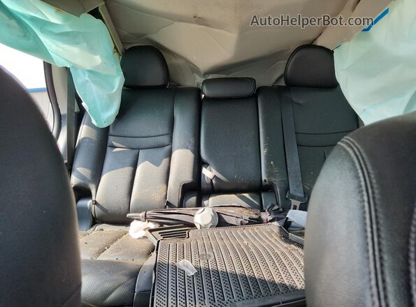5N1AT2MV3JC775062 2018 NISSAN ROGUE Silver Вид задніх сидінь