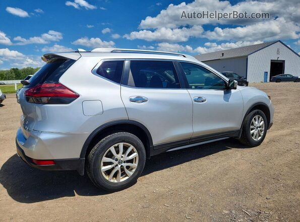 5N1AT2MV3JC790578 2018 NISSAN ROGUE Silver Задня права чверть
