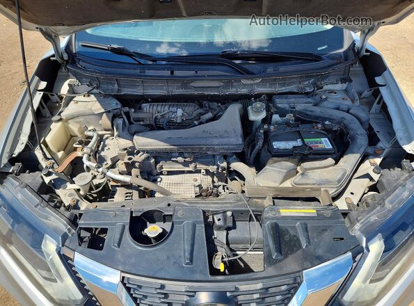 5N1AT2MV3JC790578 2018 NISSAN ROGUE Silver Вид задньої частини салону