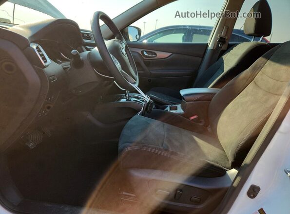 5N1AT2MV5GC867332 2016 NISSAN ROGUE White Widok wnętrza z przodu
