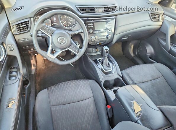 5N1AT2MV5HC849706 2017 NISSAN ROGUE Синий Вид панели приборов