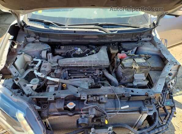 5N1AT2MV7HC896798 2017 NISSAN ROGUE Серебряный Вид подкапотного пространства