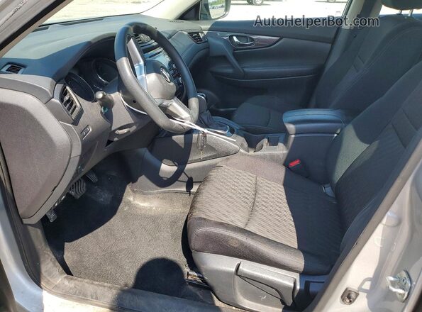 5N1AT2MV9HC799151 2017 NISSAN ROGUE Silver Front interior view