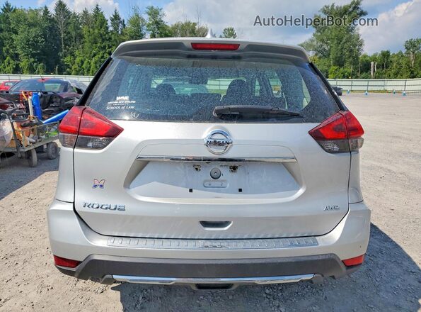 5N1AT2MV9HC799151 2017 NISSAN ROGUE Silver Rear view