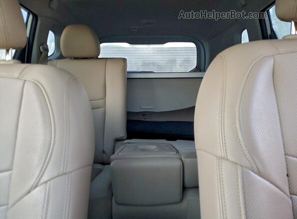 5N1AT2MVXLC738450 2020 NISSAN ROGUE White Rear seats view