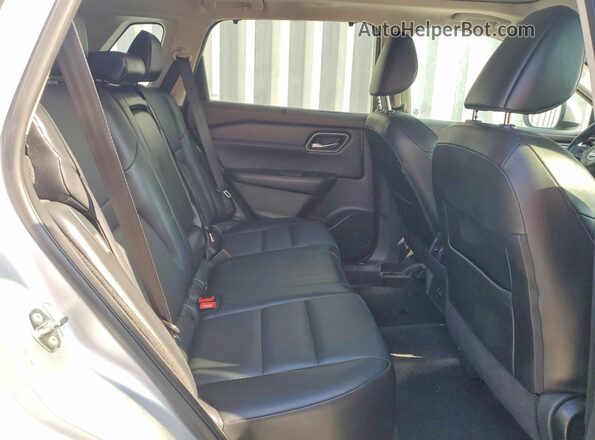 5N1AT3BA7MC681888 2021 NISSAN ROGUE Silver Vista interior trasera