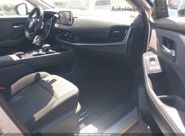 5N1AT3BA9MC729567 2021 NISSAN ROGUE Silver Front interior view