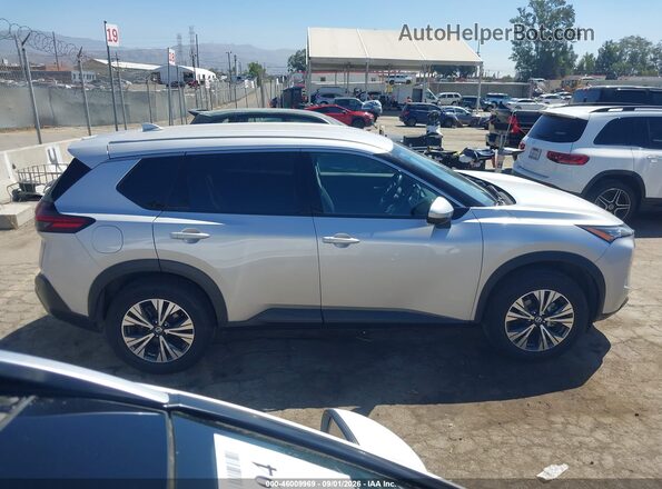 5N1AT3BA9MC729567 2021 NISSAN ROGUE Silver Rear interior view
