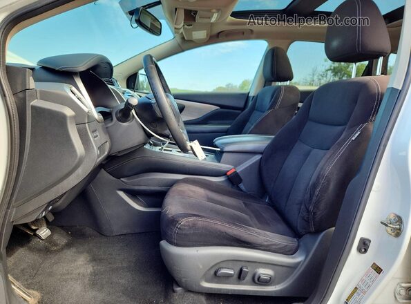 5N1AZ2MH1JN128656 2018 NISSAN MURANO White წინა სალონის ხედი