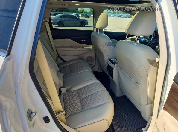 5N1AZ2MS8KN116534 2019 NISSAN MURANO White Widok wnętrza z tyłu