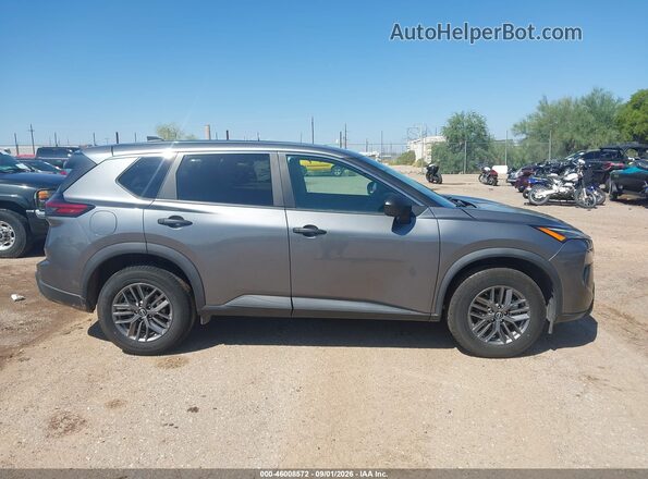 5N1BT3AA3RC720246 2024 NISSAN ROGUE Серый Вид задней части салона