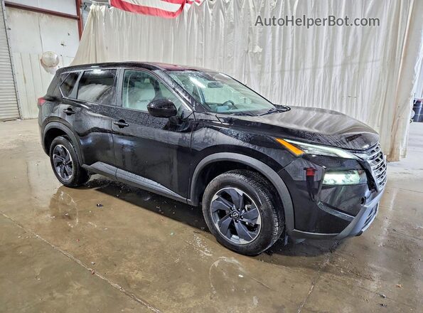5N1BT3BA3SC790818 2025 NISSAN ROGUE Черный Передняя правая четверть