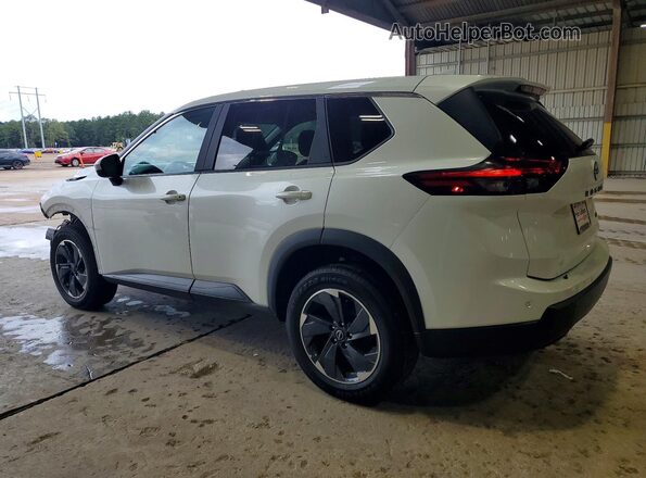 5N1BT3BA4RC678152 2024 NISSAN ROGUE White უკანა მარცხენა