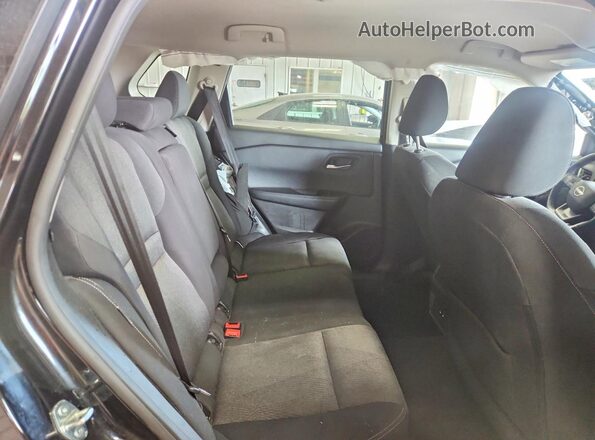 5N1BT3BA5SC820871 2025 NISSAN ROGUE Black Widok wnętrza z tyłu