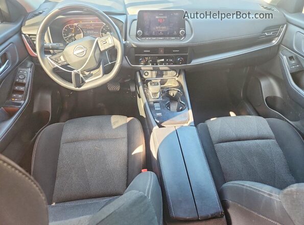 5N1BT3BA5SC822023 2025 NISSAN ROGUE Серый Вид панели приборов