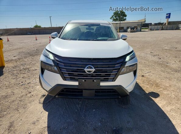 5N1BT3BA5TC761273 2026 NISSAN ROGUE White Widok z przodu
