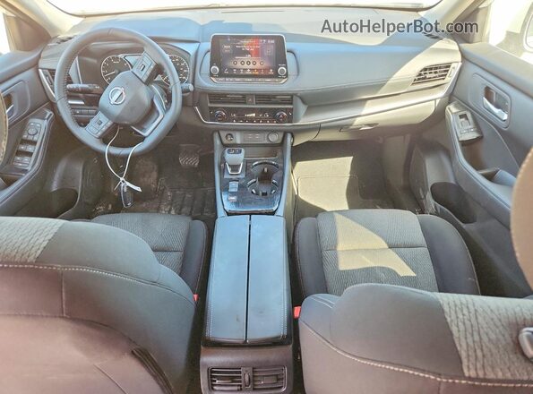 5N1BT3BA5TC761273 2026 NISSAN ROGUE White Widok deski rozdzielczej