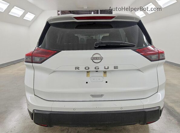 5N1BT3BAXSC776124 2025 NISSAN ROGUE White Rear view