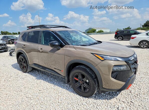 5N1BT3BB3TC802475 2026 NISSAN ROGUE Tan Առջևի աջ
