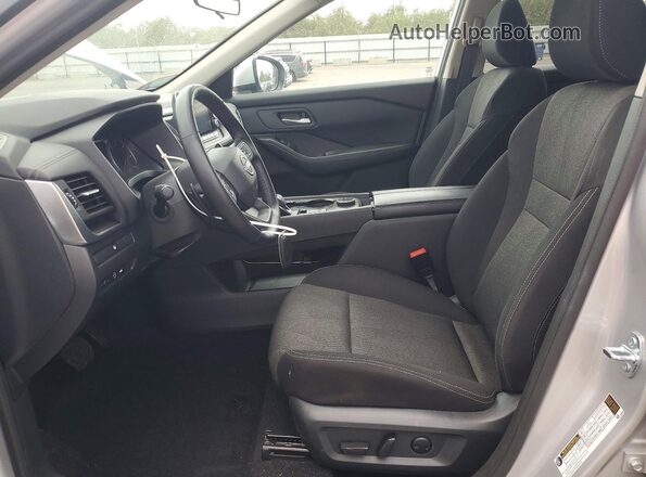 5N1BT3BB5SC809409 2025 NISSAN ROGUE Silver Vista interior delantera