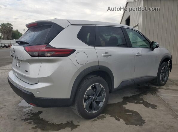 5N1BT3BB5SC809409 2025 NISSAN ROGUE Silver 