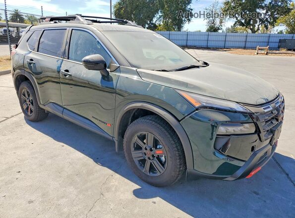5N1BT3BB8TC749028 2026 NISSAN ROGUE Зеленый Передняя правая четверть