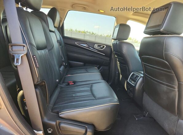 5N1DL0MM7JC515806 2018 INFINITI QX60 Gray Vista interior trasera