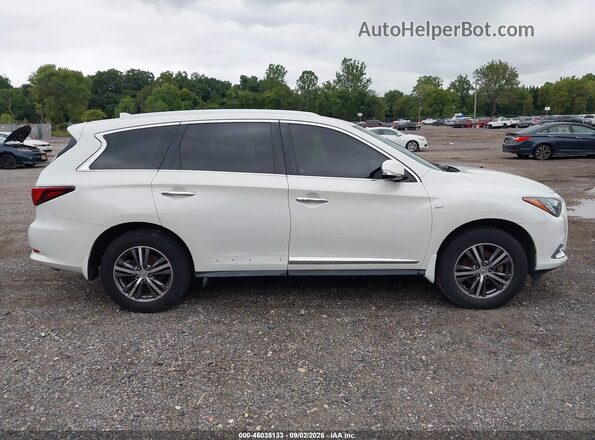 5N1DL0MM8HC557282 2017 INFINITI QX60 White Widok wnętrza z tyłu