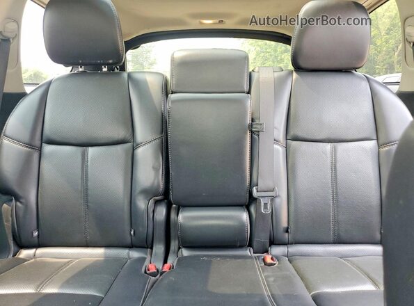 5N1DR2MM1HC666936 2017 NISSAN PATHFINDER White Widok tylnych siedzeń