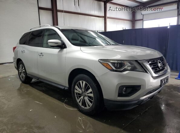 5N1DR2MM7JC641464 2018 NISSAN PATHFINDER Silver 