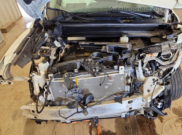 5N1DR2MM8KC640275 2019 NISSAN PATHFINDER White Vista interior trasera