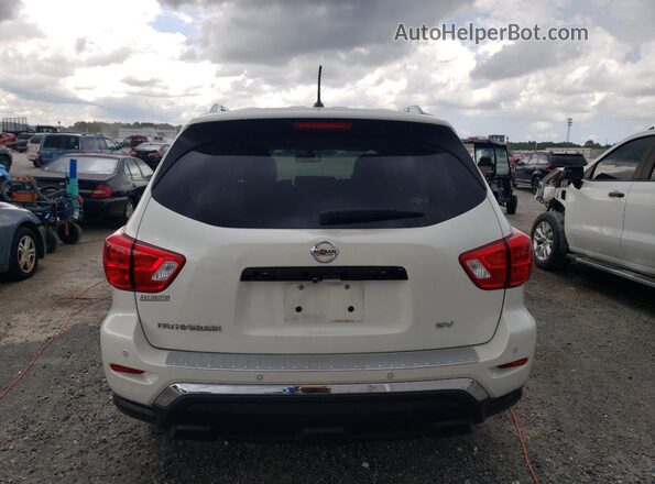 5N1DR2MN1JC614043 2018 NISSAN PATHFINDER White Rear view