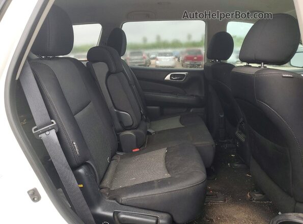 5N1DR2MN2JC662862 2018 NISSAN PATHFINDER White Widok wnętrza z tyłu