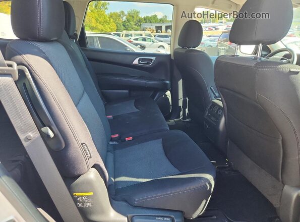 5N1DR2MN7KC606756 2019 NISSAN PATHFINDER Gray Widok wnętrza z tyłu