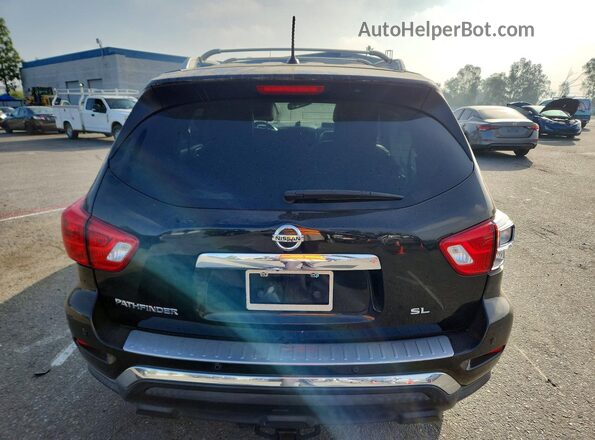 5N1DR2MN8JC625072 2018 NISSAN PATHFINDER Black Widok z tyłu