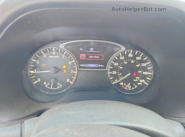 5N1DR2MN9HC672881 2017 NISSAN PATHFINDER Silver ხელსაწყოთა პანელის ხედი