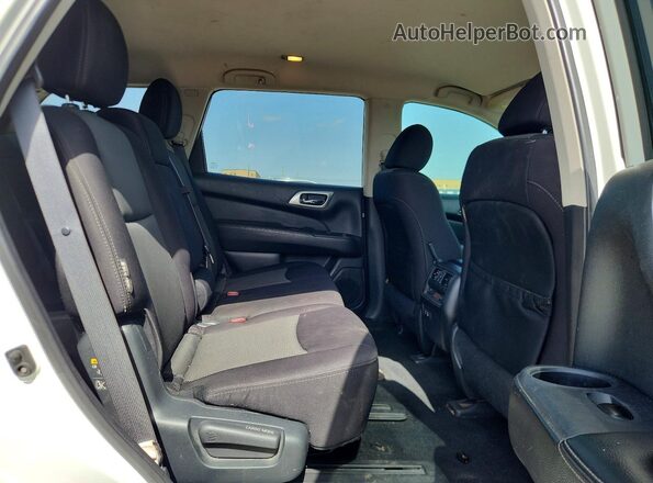 5N1DR2MNXKC655370 2019 NISSAN PATHFINDER Белый Вид задней части салона
