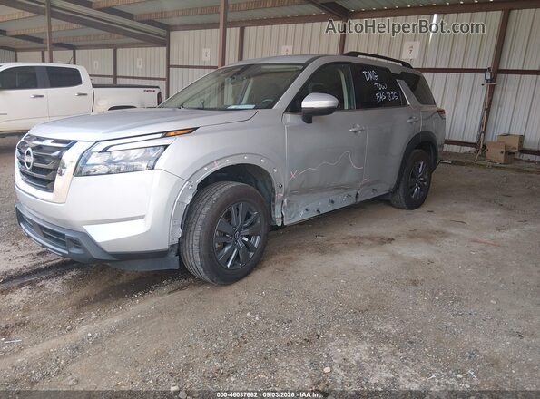 5N1DR3BA3SC201810 2025 NISSAN PATHFINDER Серебряный Передняя левая четверть