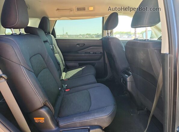 5N1DR3BCXSC200624 2025 NISSAN PATHFINDER Gray Vista interior trasera