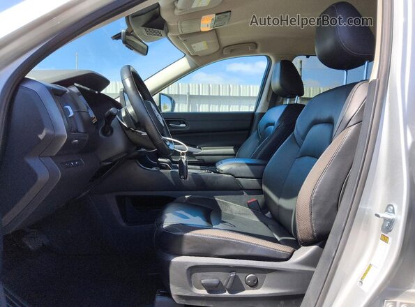 5N1DR3CC1SC235891 2025 NISSAN PATHFINDER Silver წინა სალონის ხედი