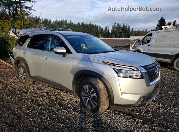 5N1DR3CC2RC224201 2024 NISSAN PATHFINDER Silver Front right
