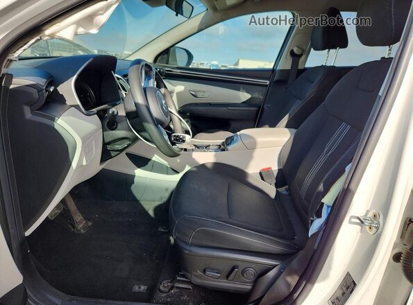 5NMJB3AE2PH174964 2023 HYUNDAI TUCSON Белый Вид салона спереди