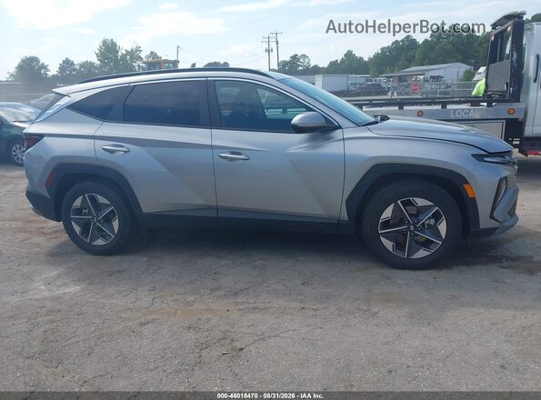 5NMJB3DE0TH663210 2026 HYUNDAI TUCSON Silver Rear interior view