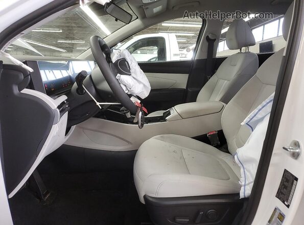 5NMJB3DE1TH632273 2026 HYUNDAI TUCSON White 