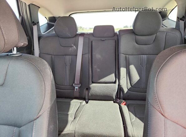 5NMJB3DE1TH685295 2026 HYUNDAI TUCSON Серебряный Вид задних сидений