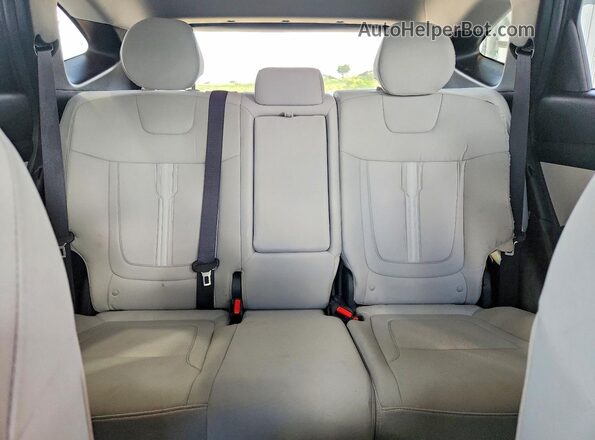 5NMJB3DE2TH640138 2026 HYUNDAI TUCSON Gray Vista de los asientos traseros