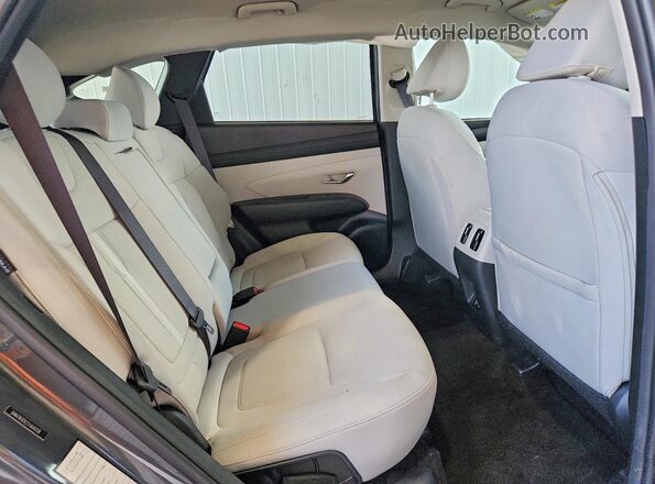5NMJB3DE2TH640138 2026 HYUNDAI TUCSON Gray Vista interior trasera