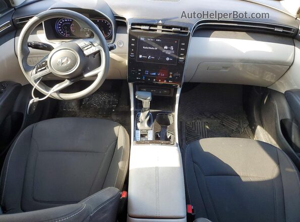 5NMJB3DE3RH332775 2024 HYUNDAI TUCSON Серебряный Вид панели приборов