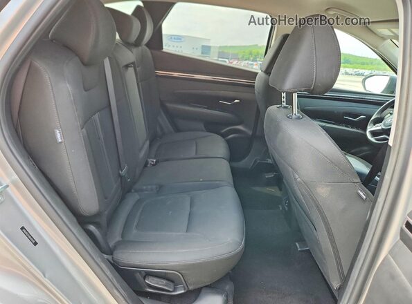 5NMJB3DE4RH296210 2024 HYUNDAI TUCSON Silver უკანა სავარძლების ხედი